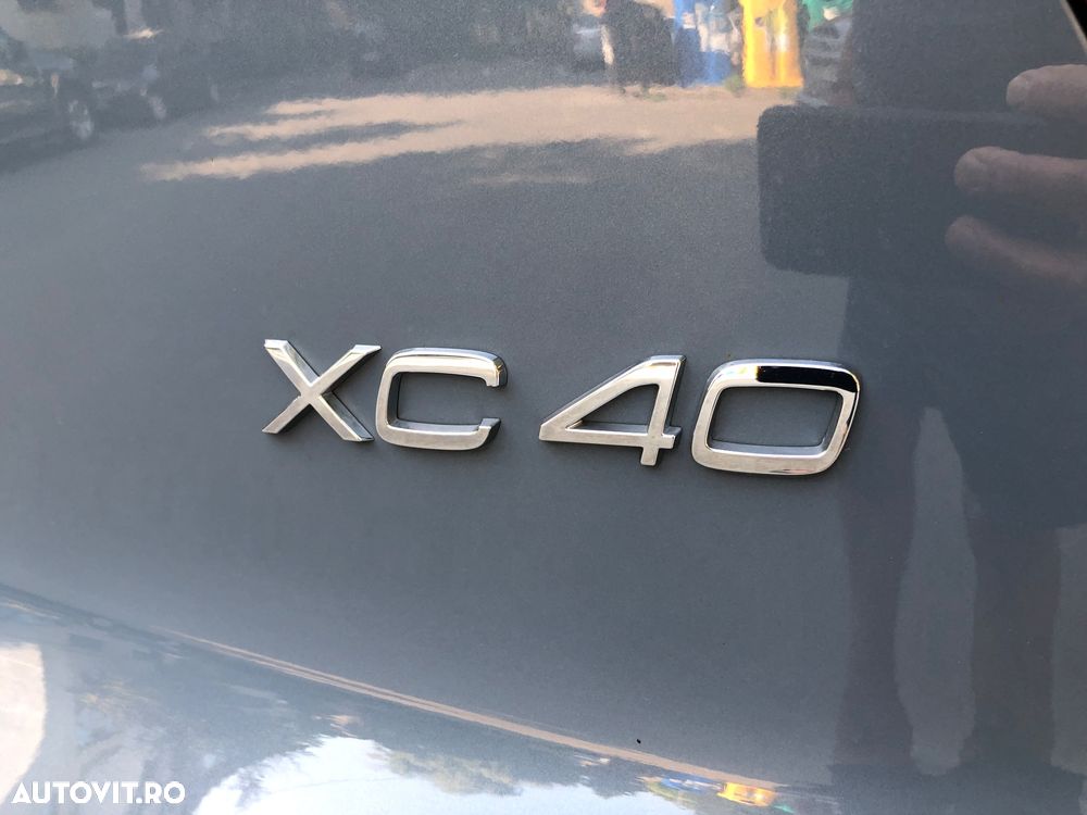 Volvo XC 40 - 34