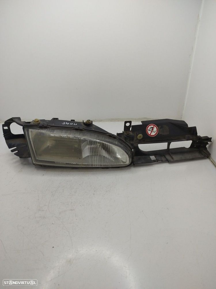 Farol/ Otica Dianteiro Dto Ford Mondeo I (Gbp) - 2