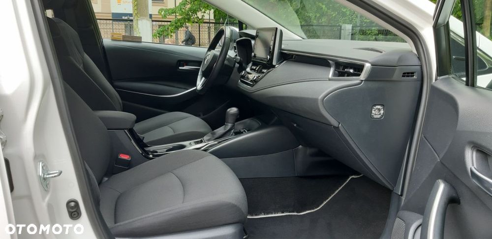 Toyota Corolla 1.8 Hybrid Comfort - 11