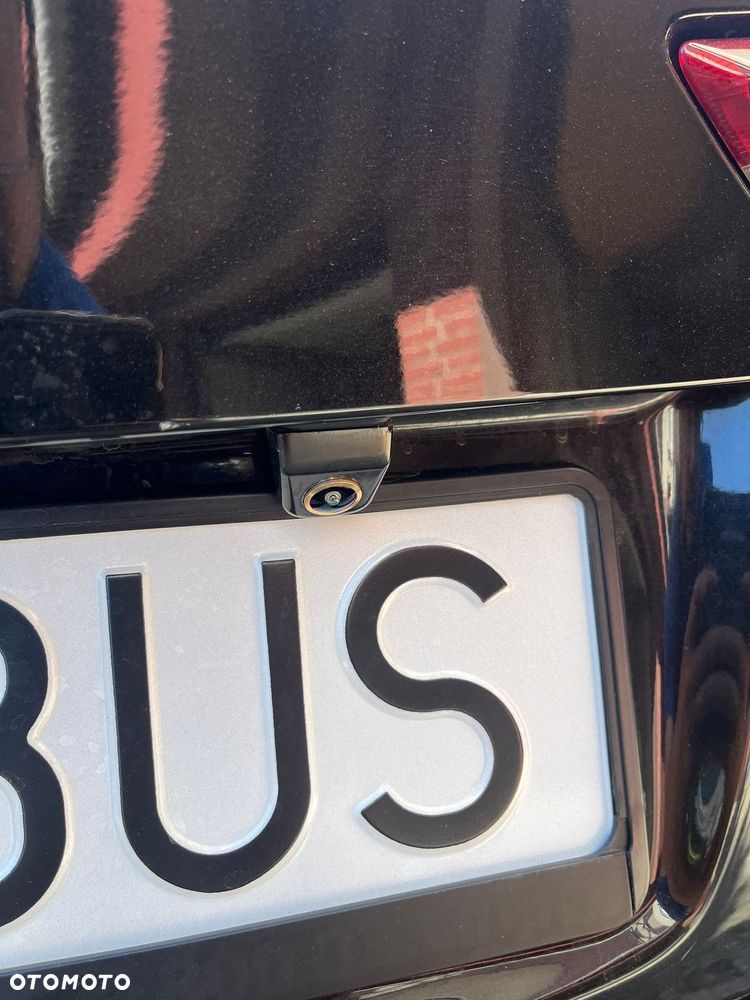 Toyota Auris 1.6 Premium - 19