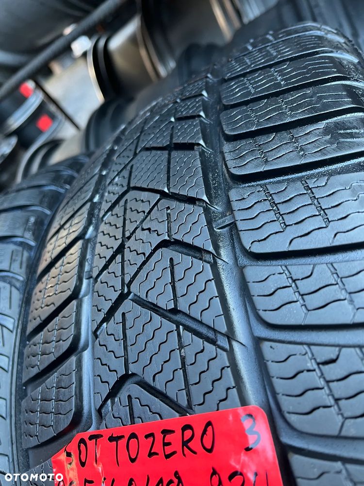 225 40 19 Pirelli Sottozero 3 MO XL 2szt Zima - 4