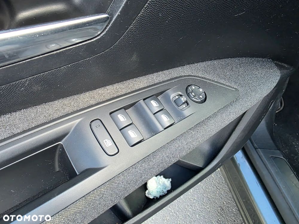 Peugeot 3008 BlueHDi 130 Stop & Start EAT8 Active Pack - 21
