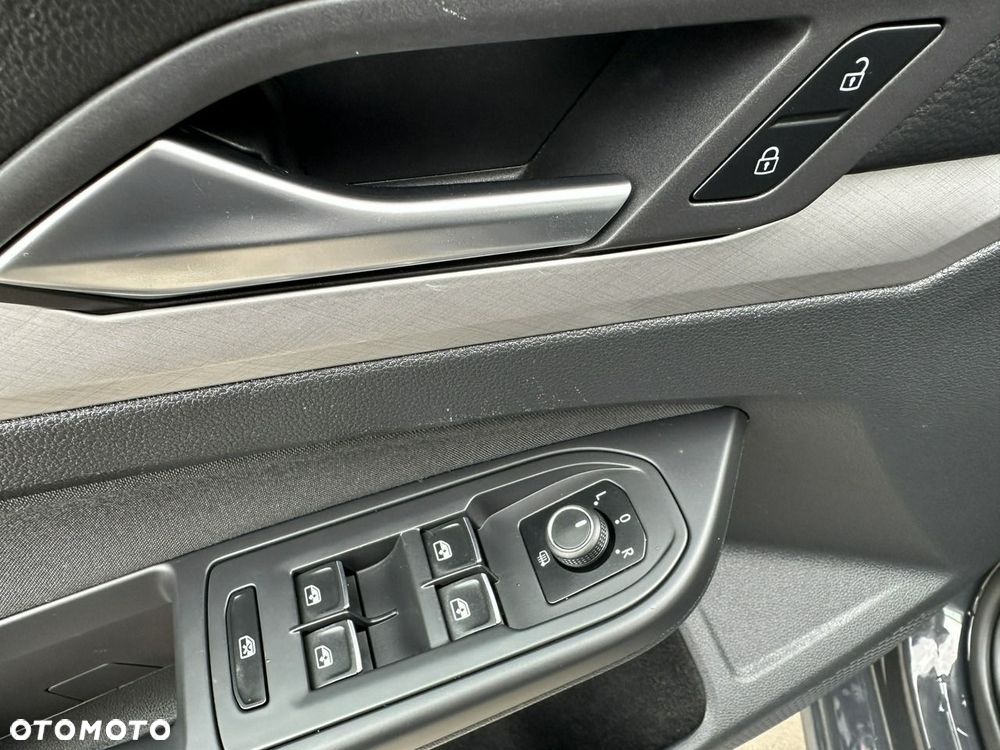 Volkswagen Golf 1.5 TSI EVO Life - 16