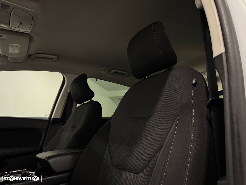 Ford S-Max 2.0 TDCi Titanium - 28