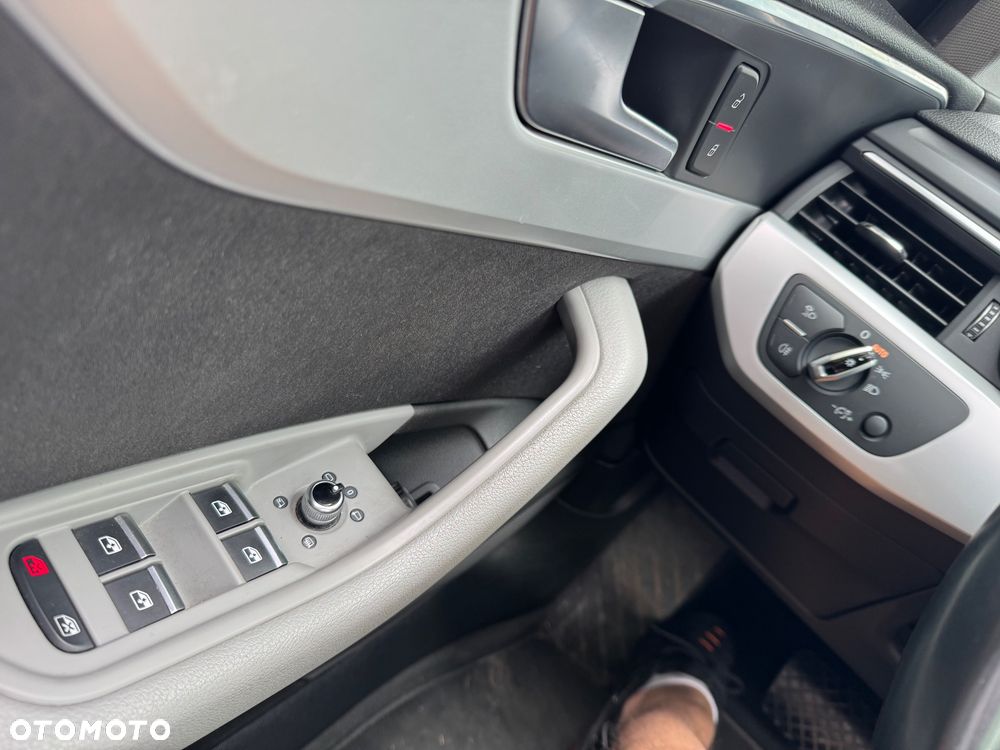 Audi A4 Allroad - 23