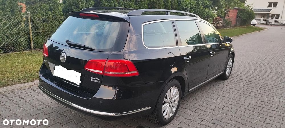 Volkswagen Passat 2.0 TDI DPF BlueMotion Technology Comfortline - 8