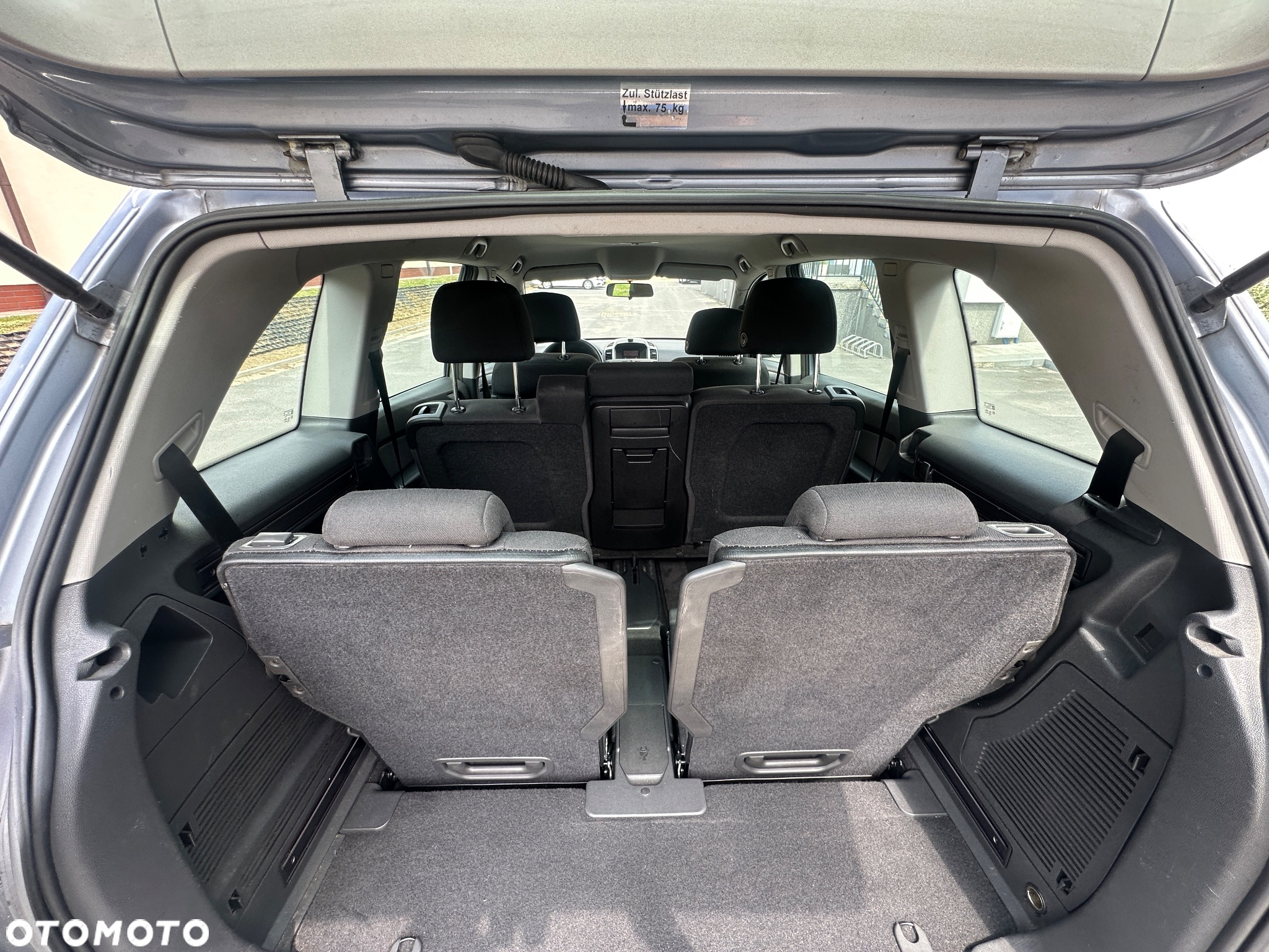 Opel Zafira - 8