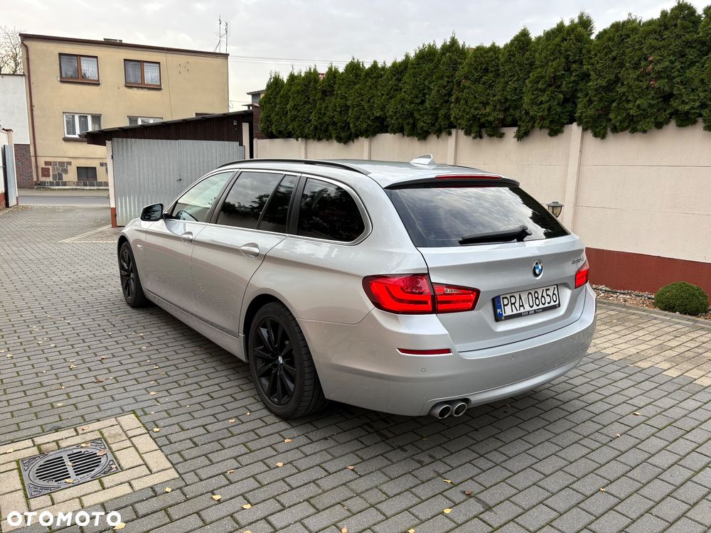 BMW Seria 5 520d - 5