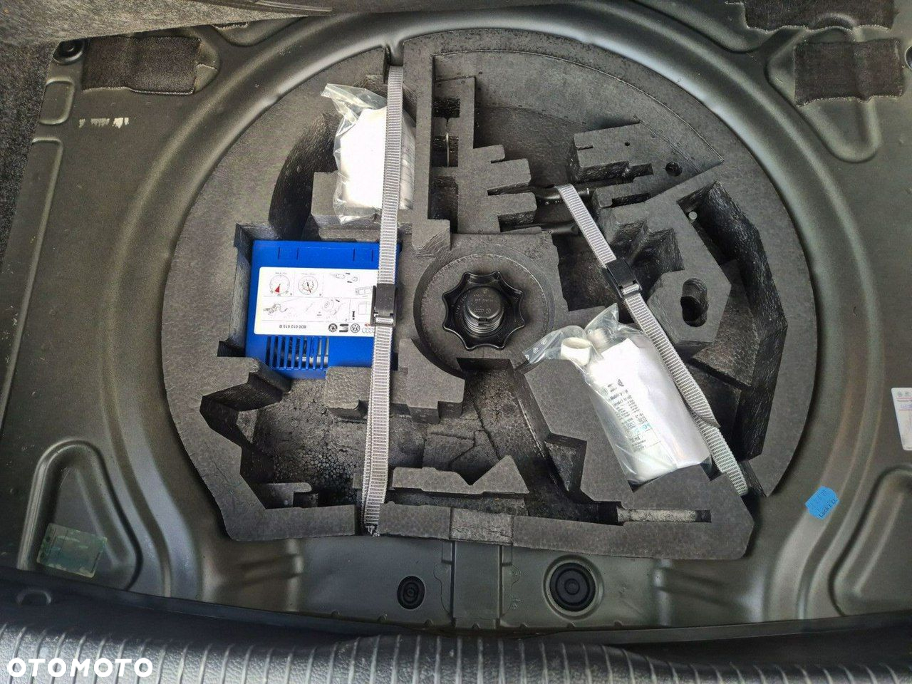Volkswagen Golf - 6