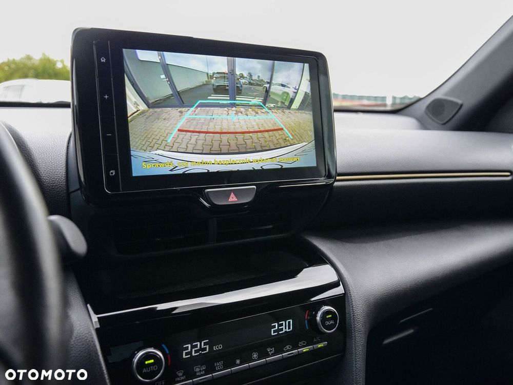 Toyota Yaris Cross - 21