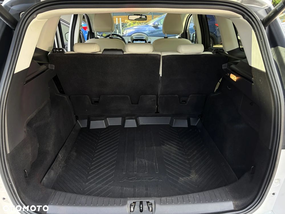 Ford Kuga 1.5 EcoBoost 4x4 Titanium - 37
