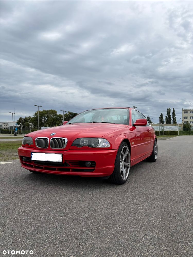 BMW Seria 3 323i - 1
