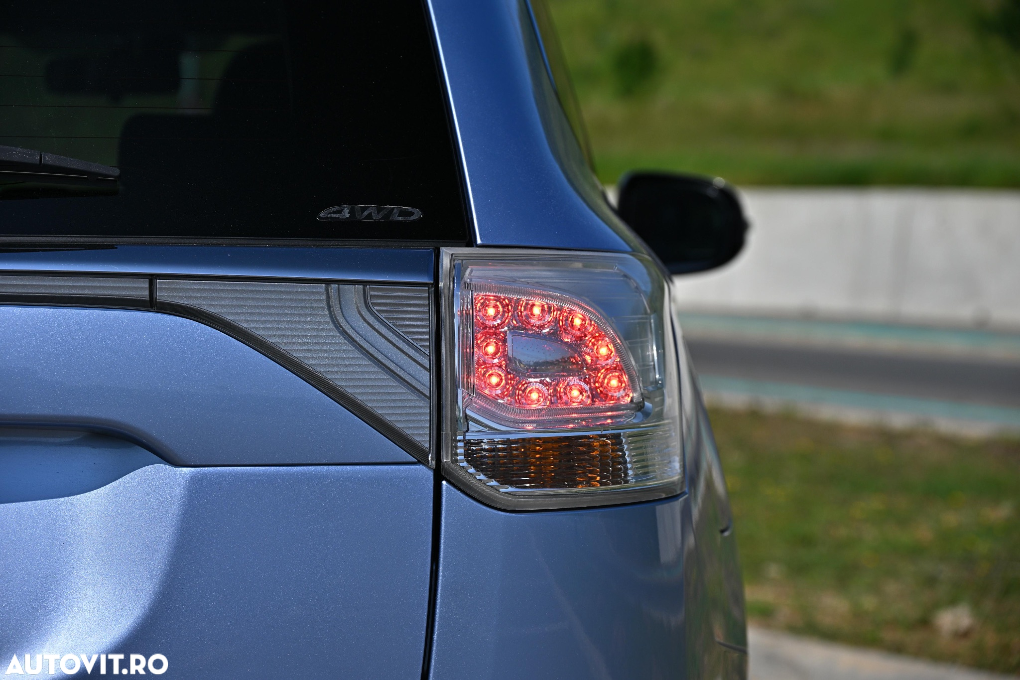 Mitsubishi Outlander 2.0 4WD Plug-In Hybrid - 15