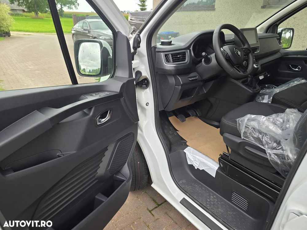 Renault Trafic - 9