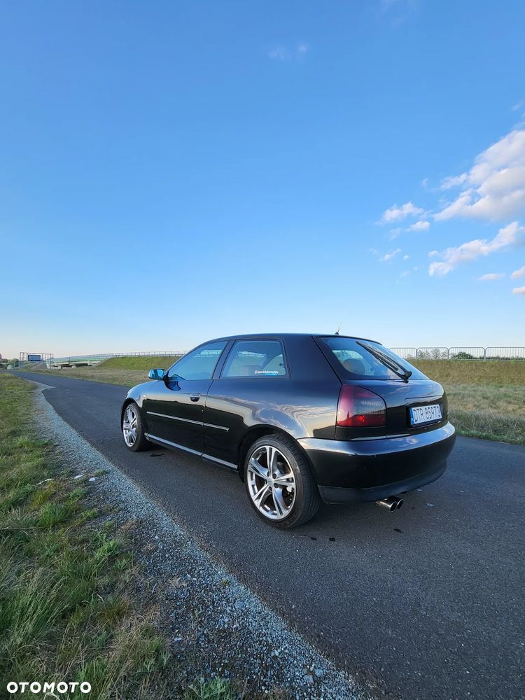 Audi A3 3-drzwiowe 1.8T Ambition - 3