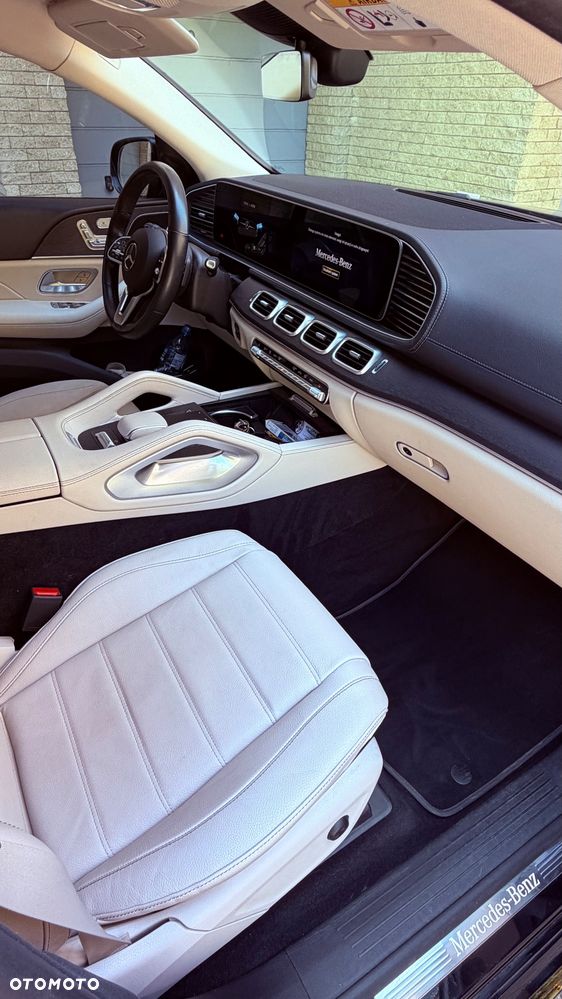 Mercedes-Benz GLE 300 d 4-Matic Premium - 26