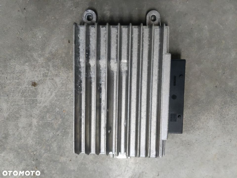 Wzmacniacz Audio Audi TT 8J 8J0035223B - 2