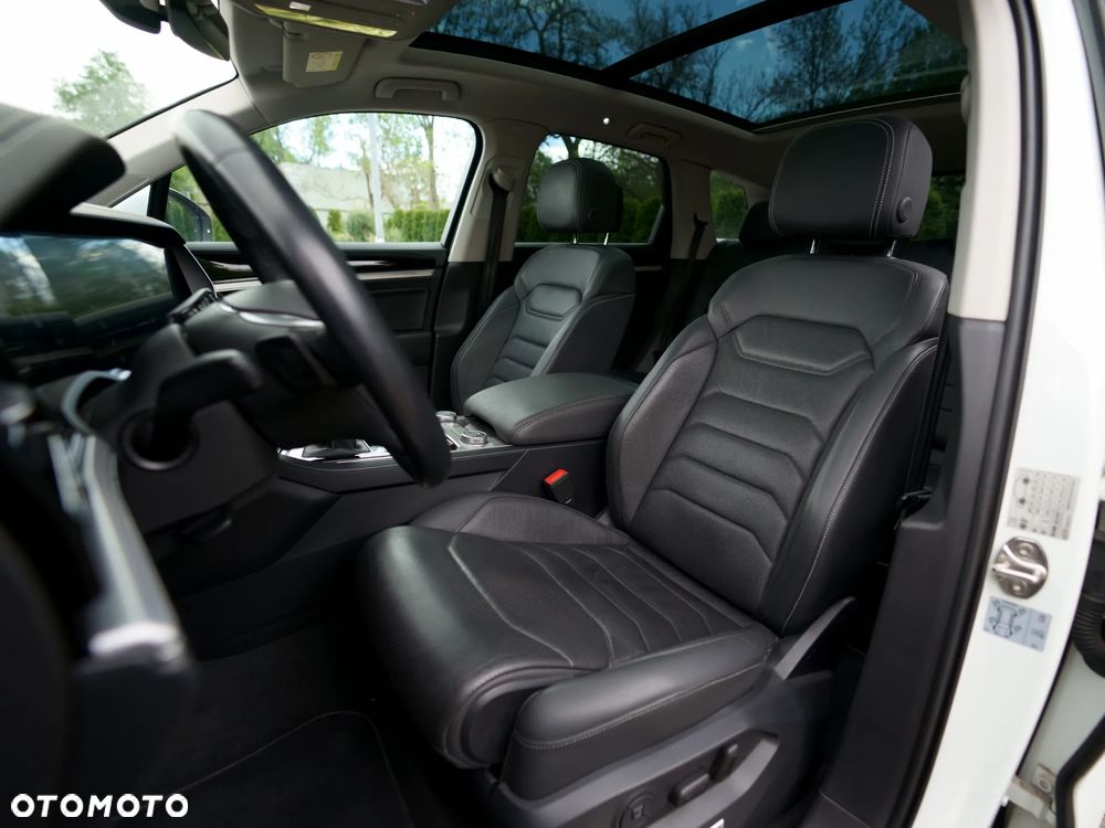 Volkswagen Touareg 3.0 V6 TDI SCR 4Mot Elegance - 18