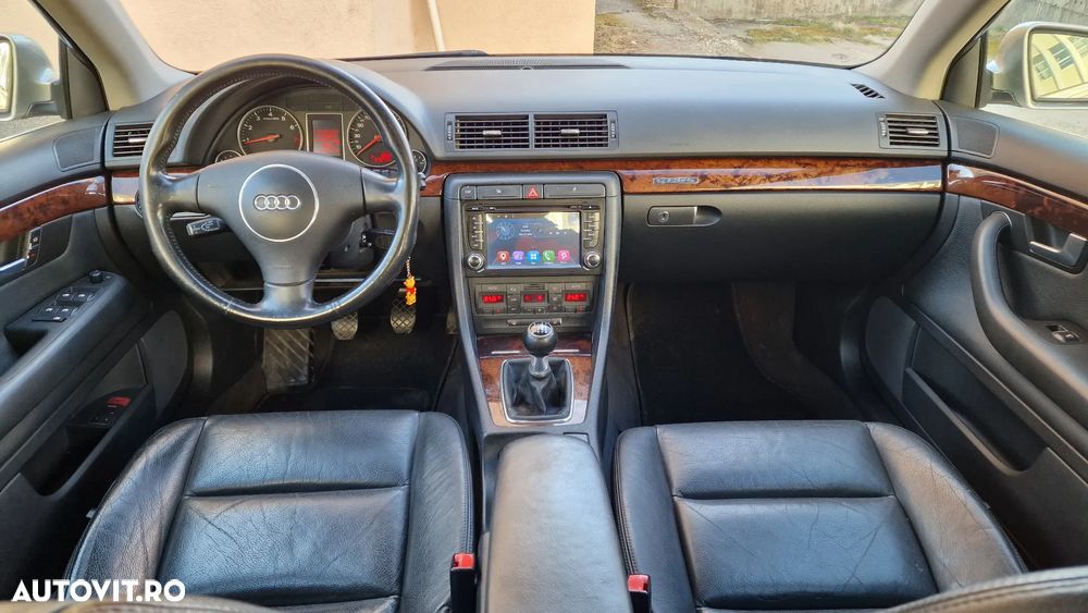 Audi A4 1.8 T quattro - 7