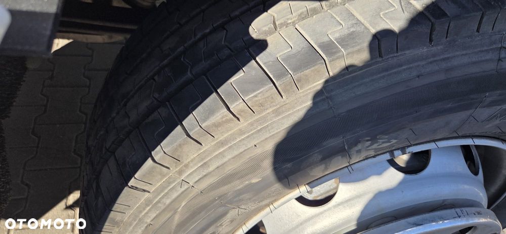 Mercedes-Benz Xf480 - 7