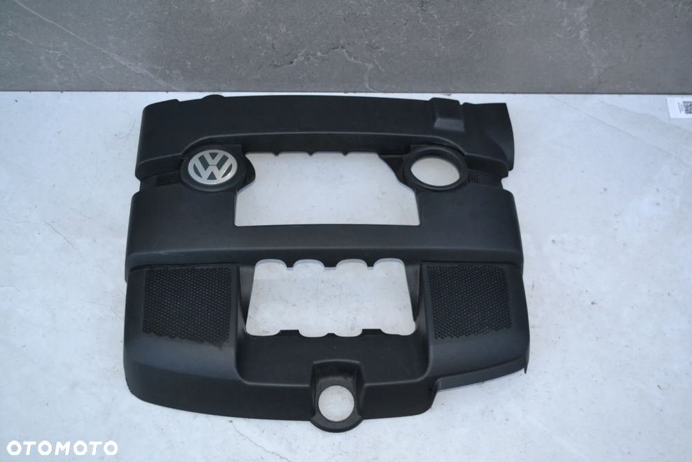 VW GOLF V VI PLUS 1,6 8V OSŁONA GÓRNA SILNIKA 06A103925CH - 1
