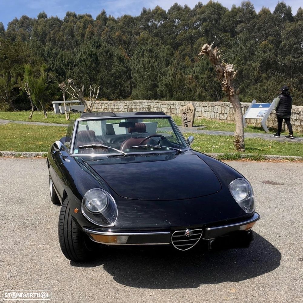 Alfa Romeo Spider - 1