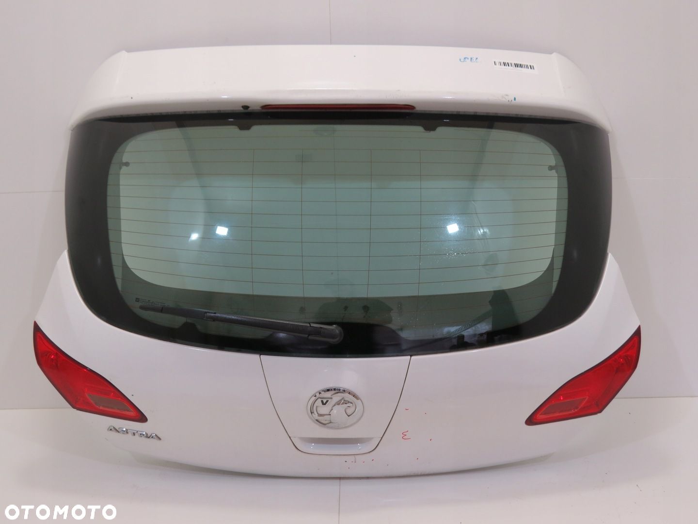 KLAPA BAGAŻNIKA TYŁ OPEL ASTRA J 09-12R - 1