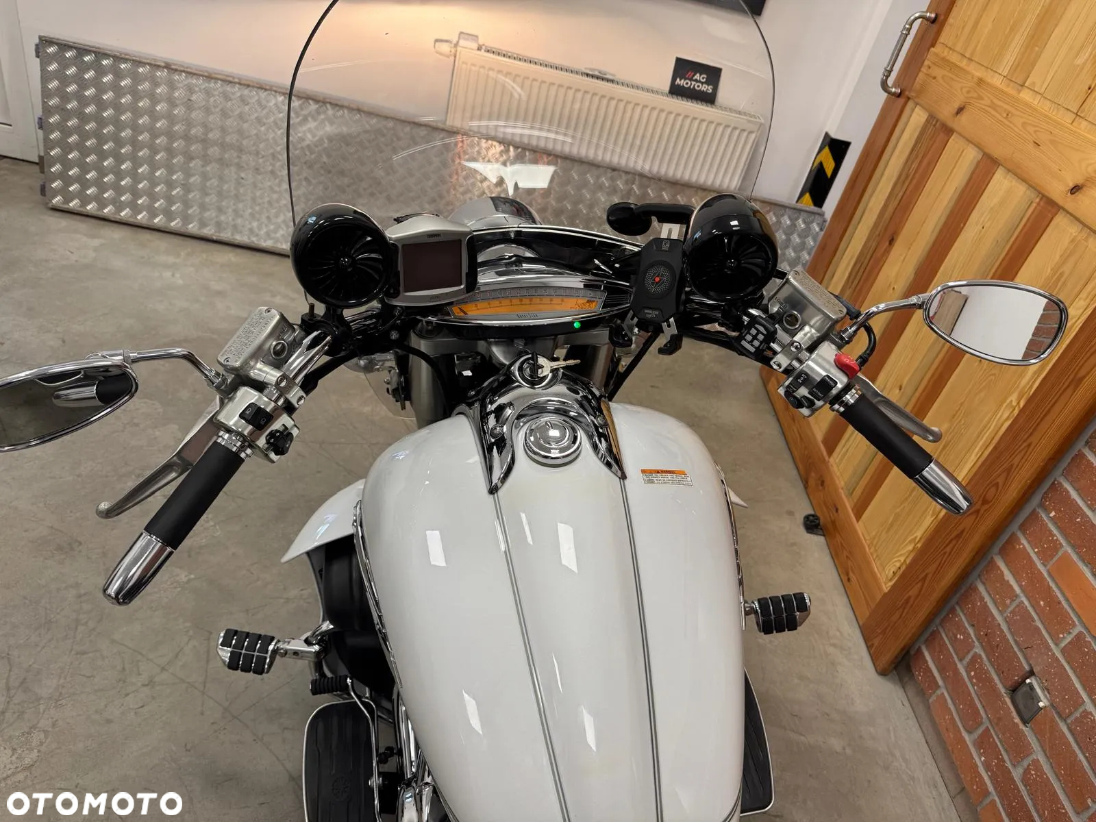 Yamaha XVZ - 26