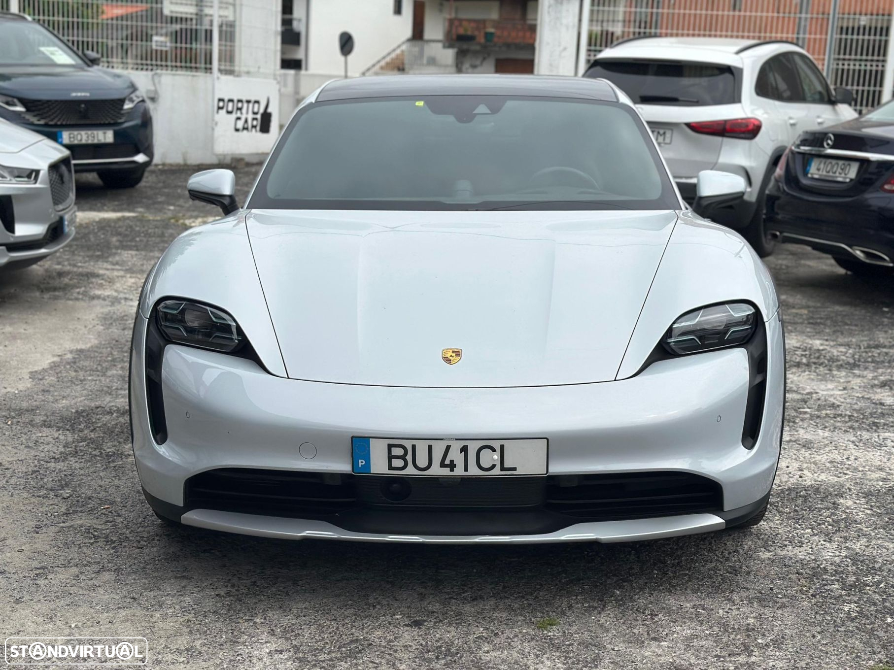 Porsche Taycan Cross Turismo - 2