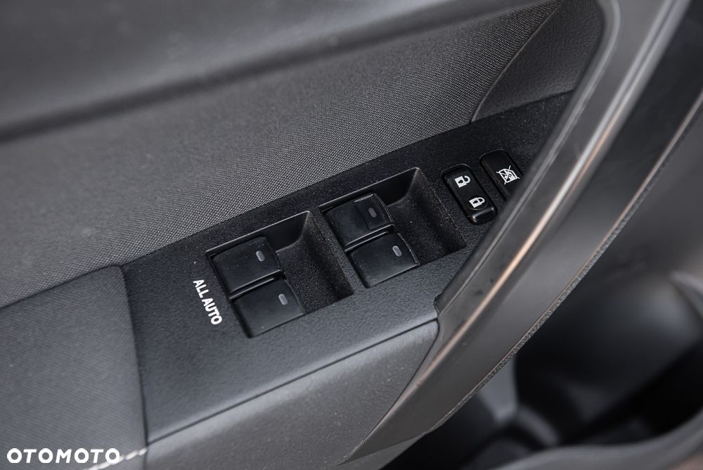 Toyota Corolla 1.4 D-4D Premium - 17