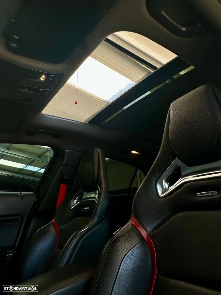 Mercedes-Benz GLA 45 AMG 4-Matic - 22