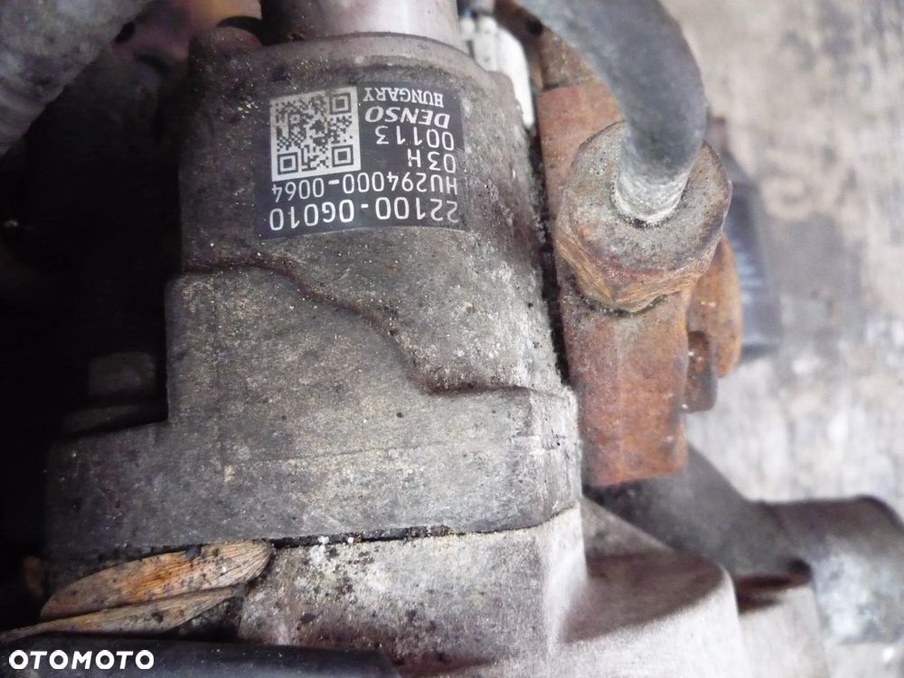 TOYOTA AVENSIS T25 2.0 D4D SILNIK KOMPLETNY 1CD - 6