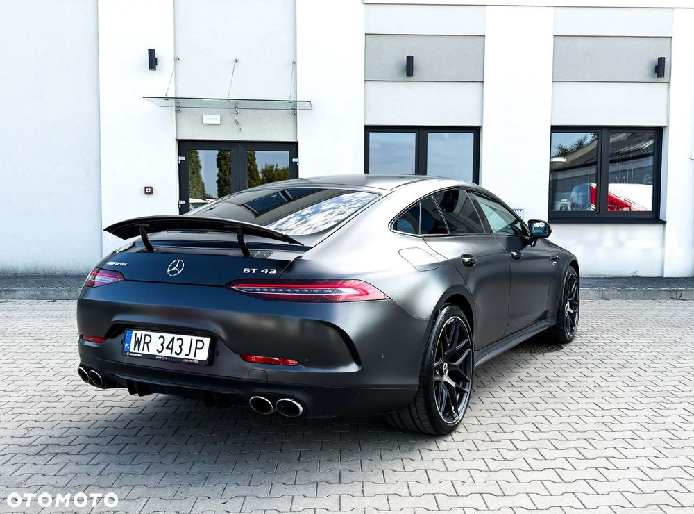 Mercedes-Benz AMG GT 43 4-Matic+ - 13