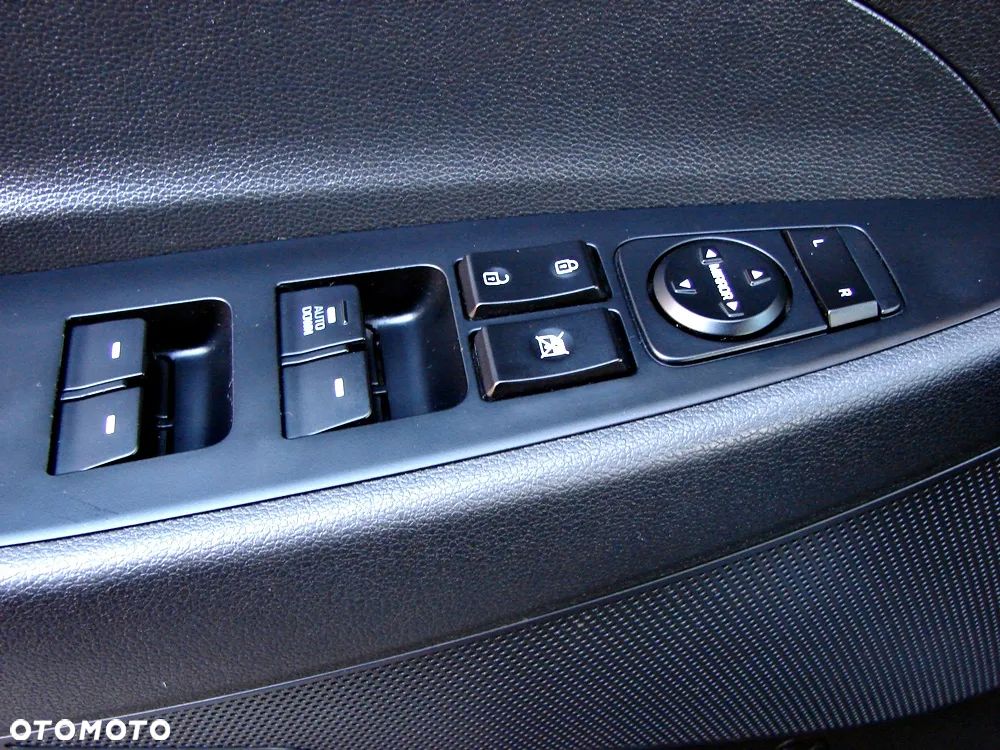 Hyundai Tucson 1.6 GDI BlueDrive Comfort 2WD - 29