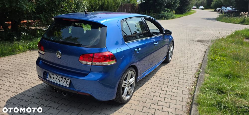Volkswagen Golf 2.0 R - 12
