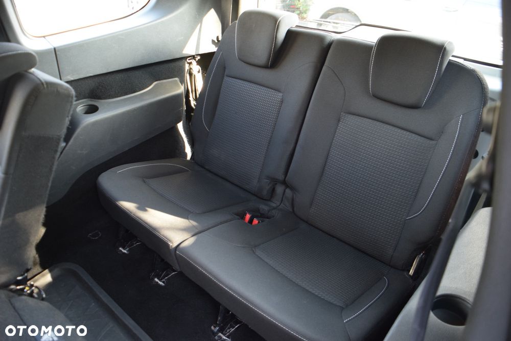 Dacia Lodgy 1.3 TCe Stepway S&S - 15