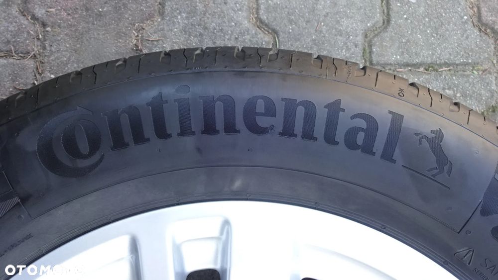Koła letnie 17'' 5x112 Audi Q3 ET40 57,1 215/65R17 Continental - 13
