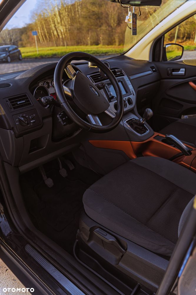 Ford Kuga 2.0 TDCi 4x4 Trend - 10