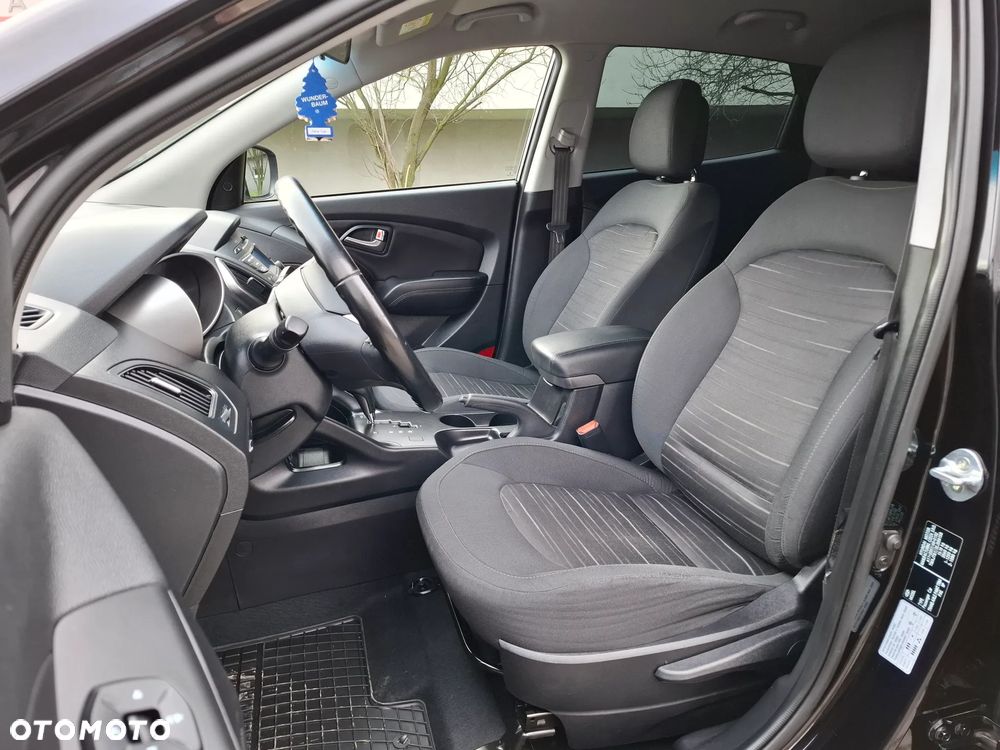 Hyundai ix35 2.0 2WD Automatik Trend - 10