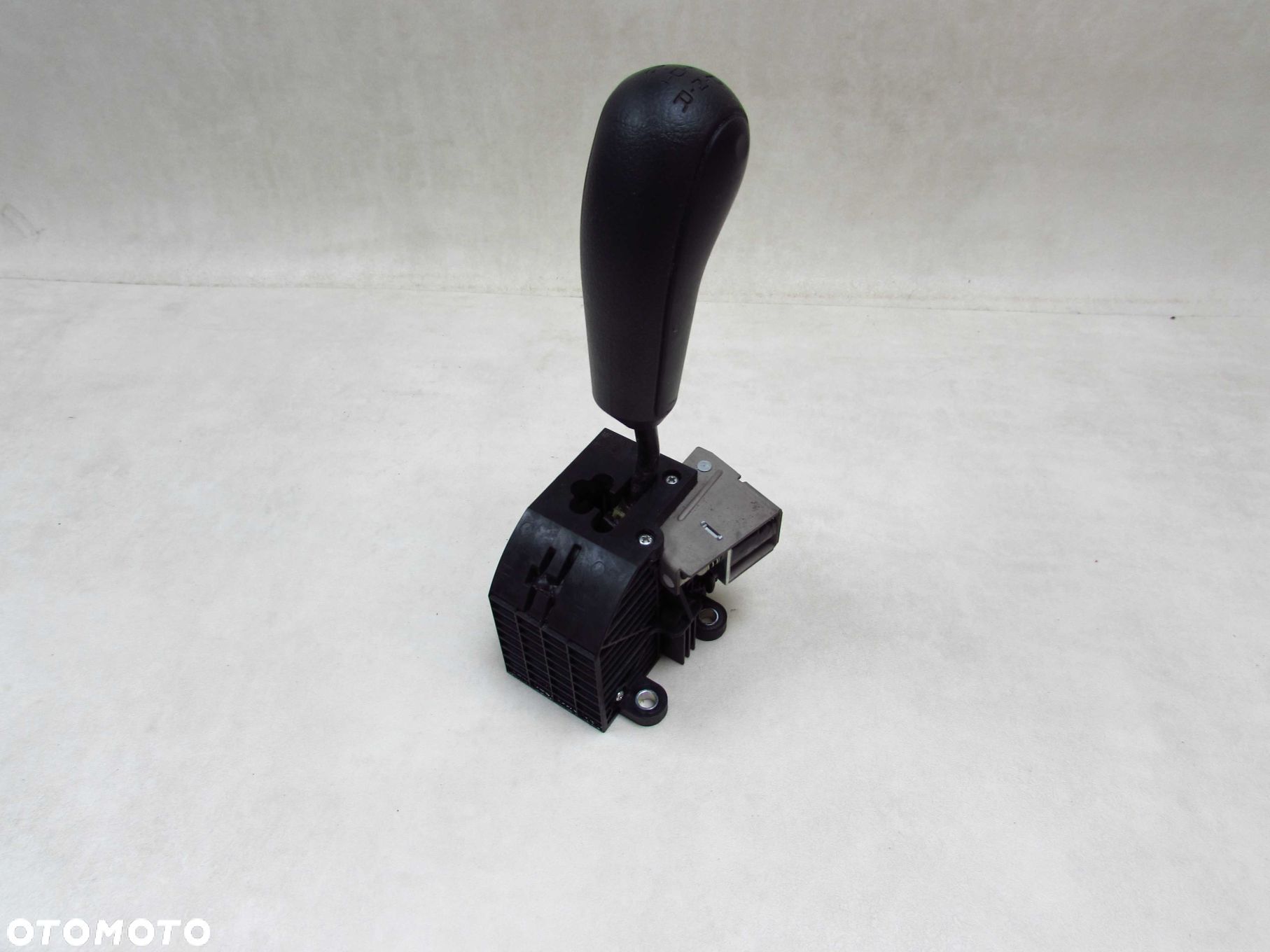 MITSUBISHI CANTER FUSO 13-21 LEWAREK WYBIERAK BIEGOW AUTOMAT DUONIC ME539010 - 1