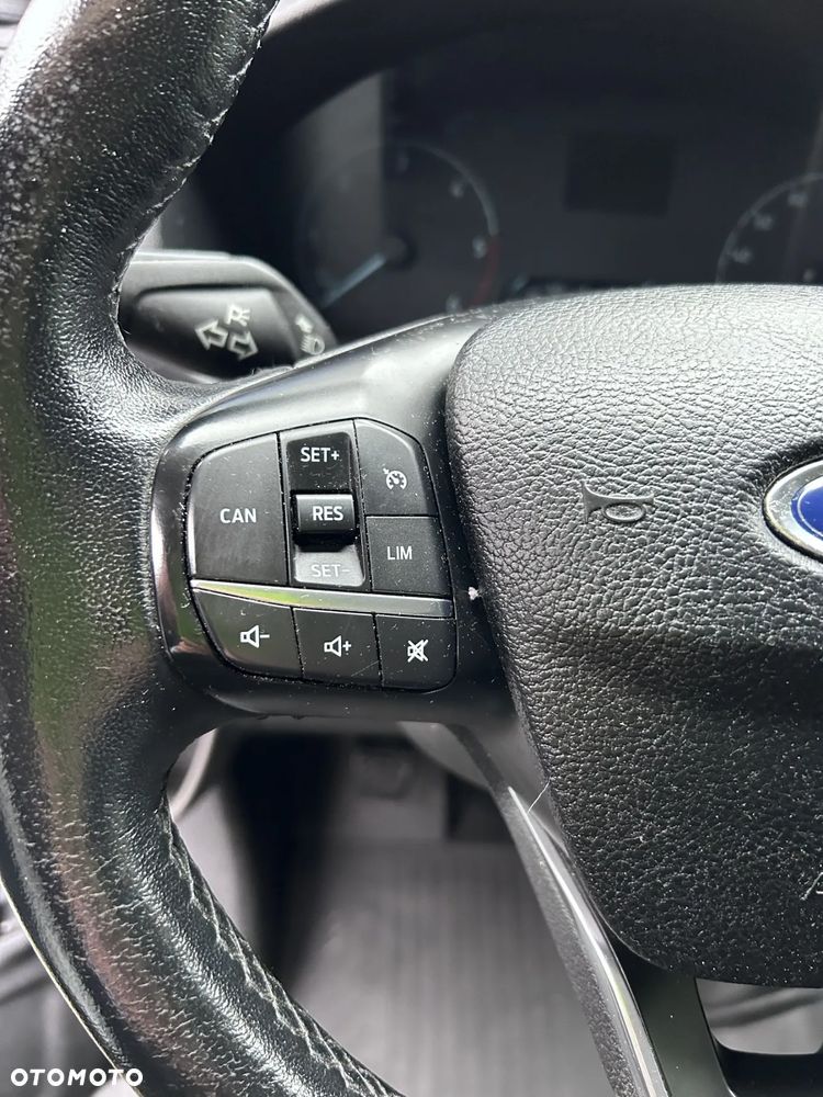 Ford TRANSIT CUSTOM - 7