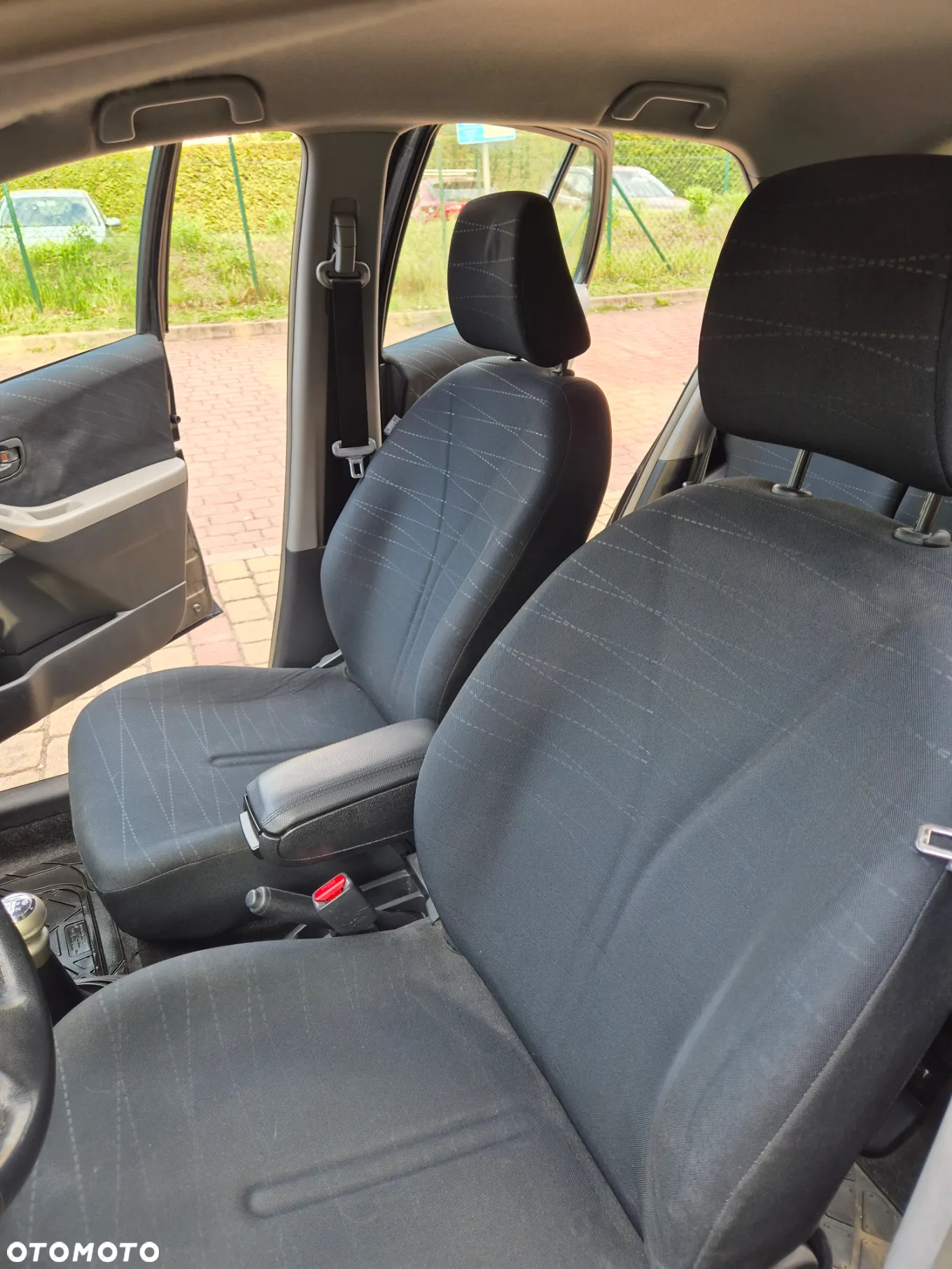 Toyota Yaris 1.3 Sol - 7