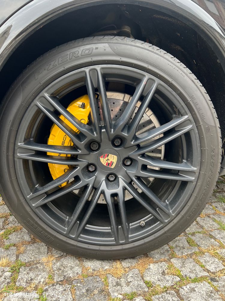 Porsche Cayenne S E-Hybrid - 8