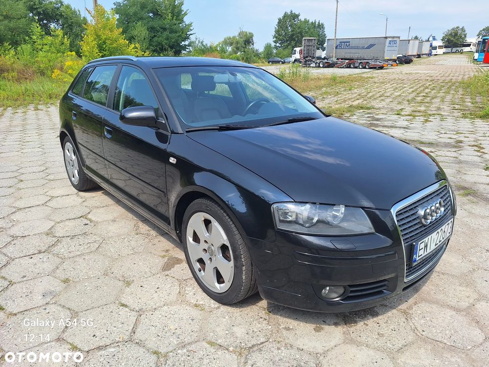Audi A3 Sportback 2.0T FSI Ambiente S tronic - 3