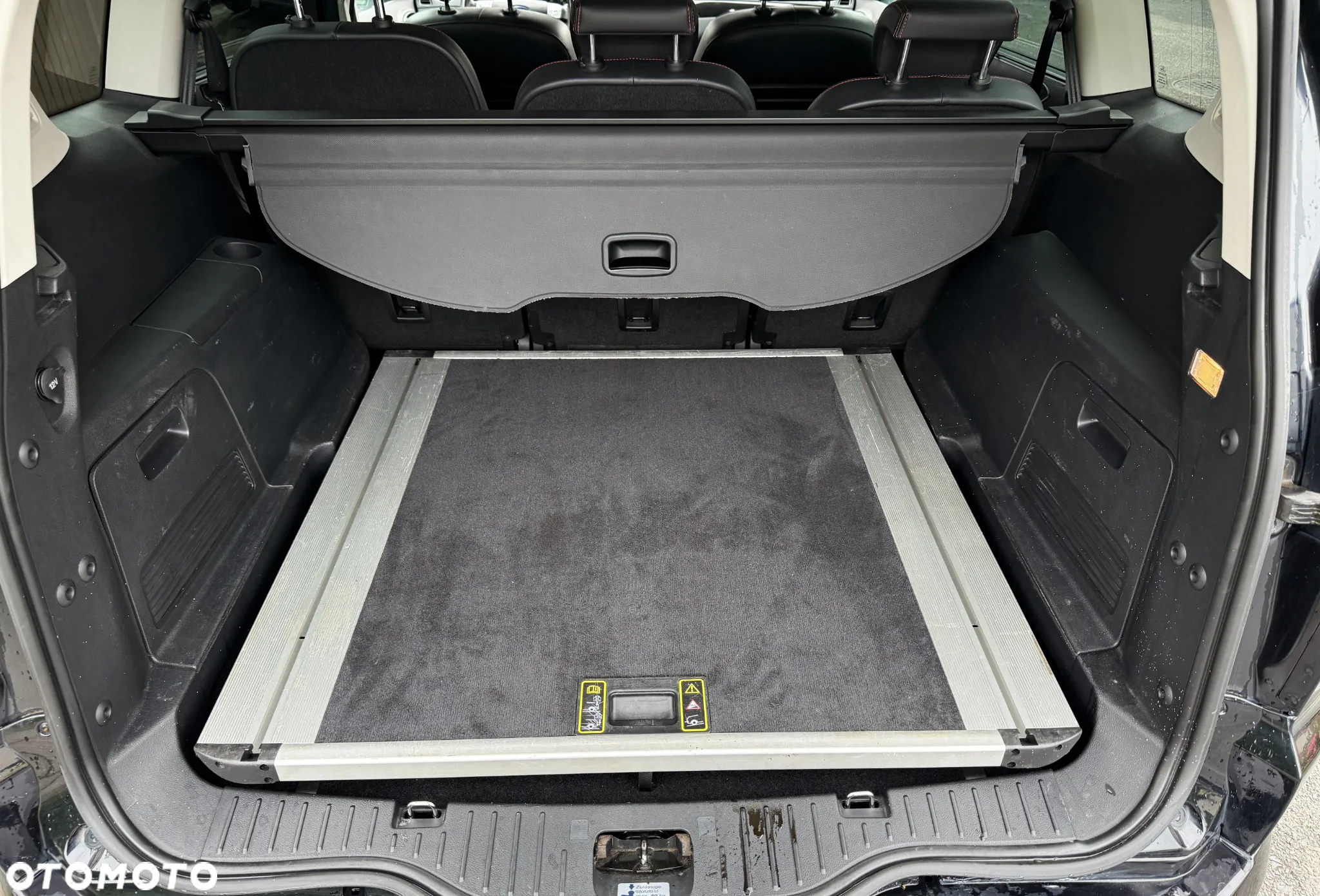 Ford S-Max 2.0 TDCi DPF Platinium X - 28