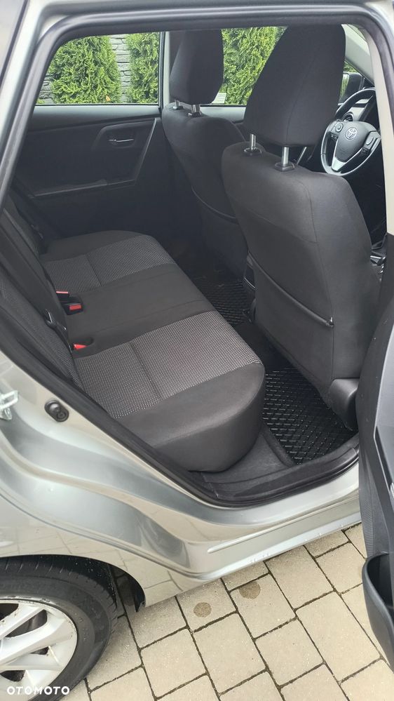 Toyota Auris 1.4 D-4D Premium - 7
