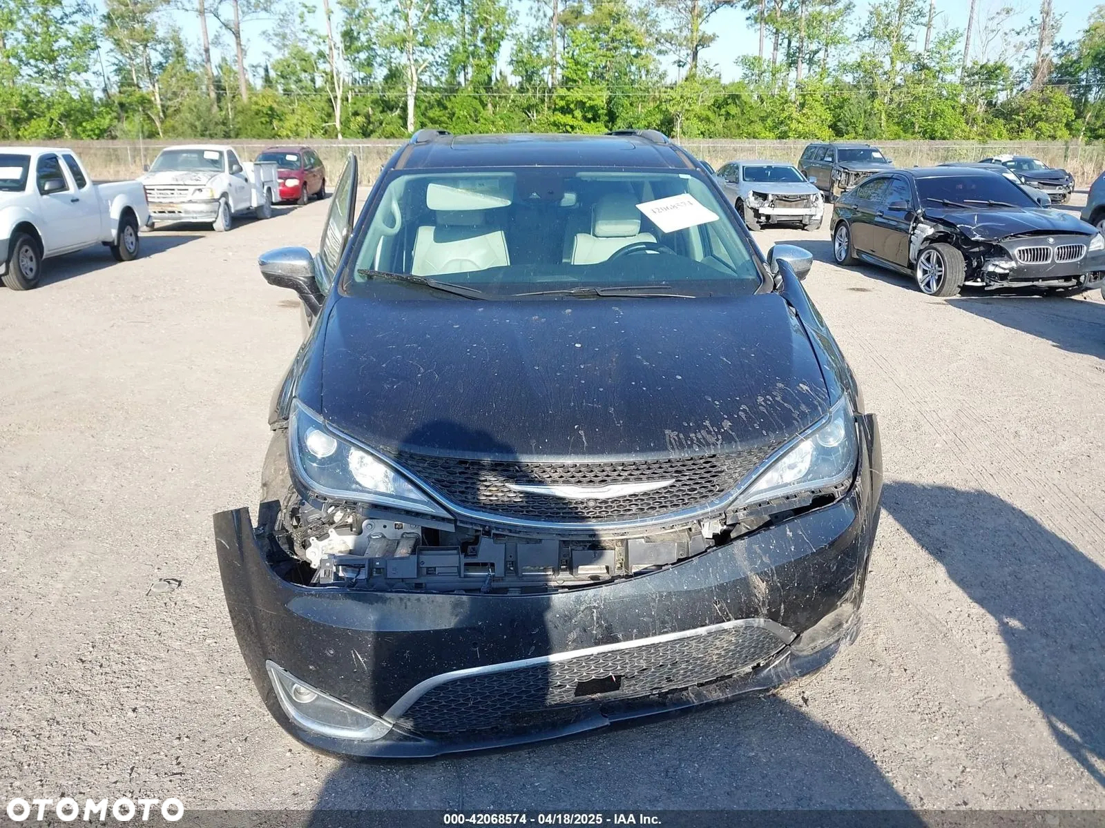 Chrysler Pacifica - 10