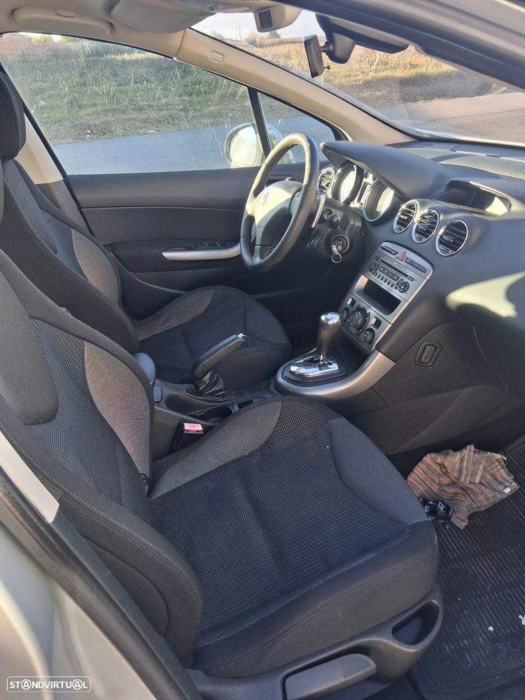 Peugeot 308 - 5