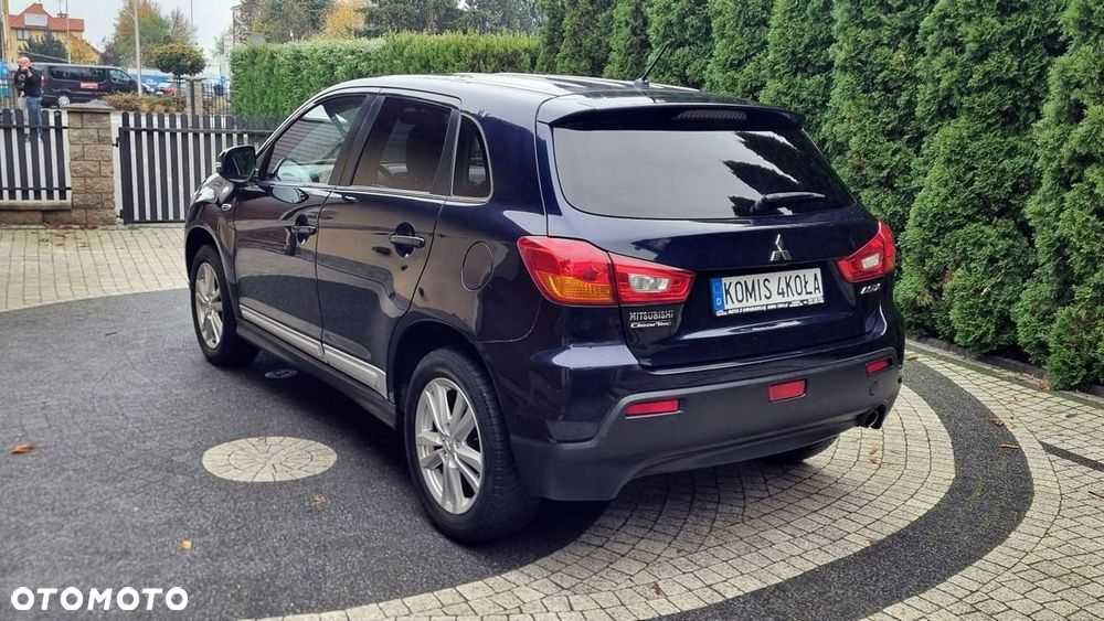 Mitsubishi Asx 2010 photo 4