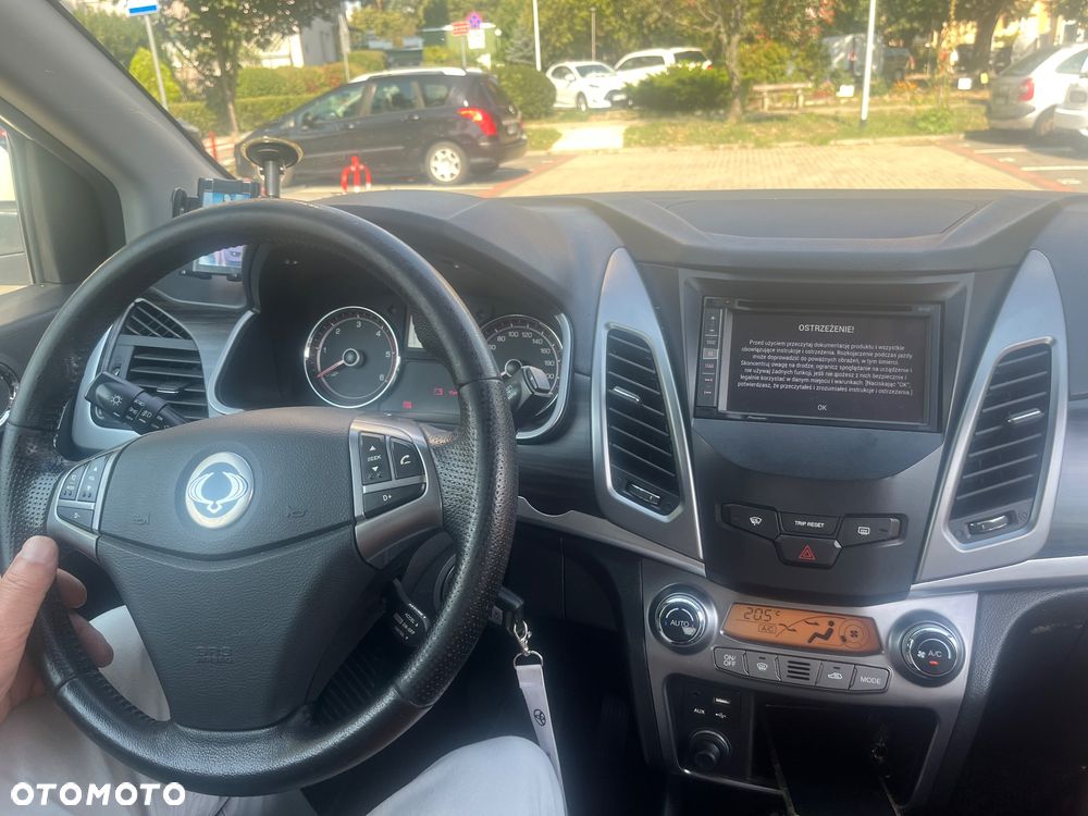 SsangYong/KGM Korando 2.0 E-XDi DPF 4WD Automatik Sapphire - 11